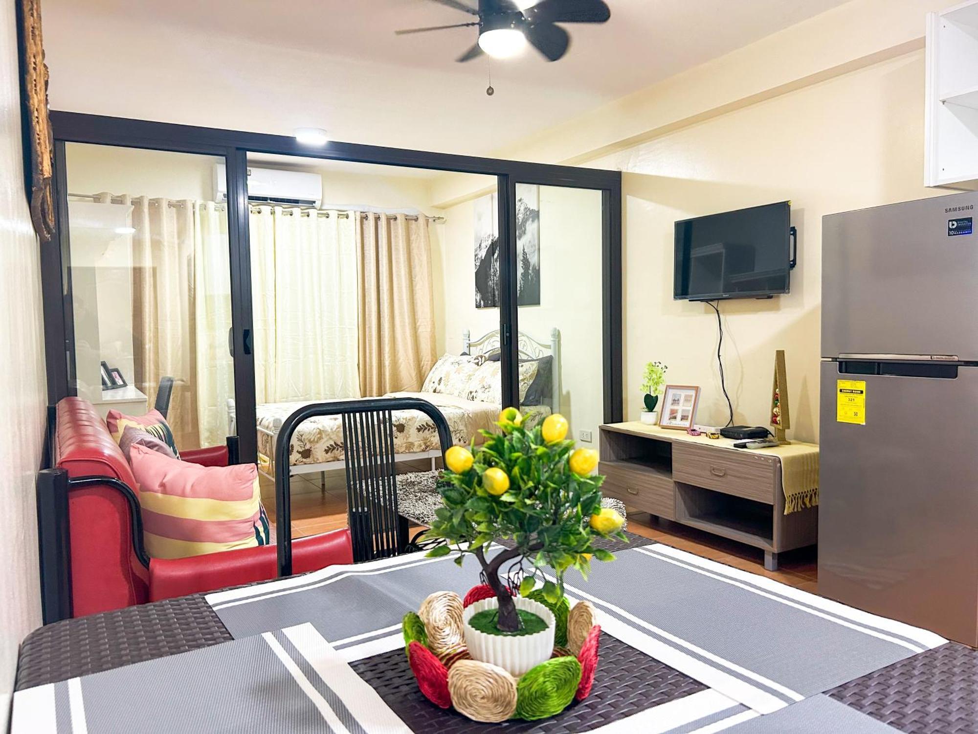Affordable One Bedroom In One Oasis 1726 Apartment *
